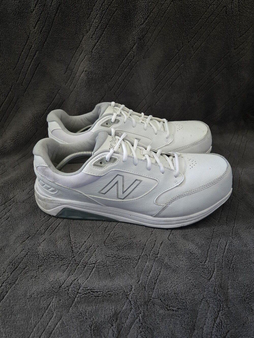 New Balance 928v3 Walking Shoes Mens Sz 12.5 4E Casual Sneakers White Leather.